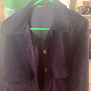 Size large  very warm and classy